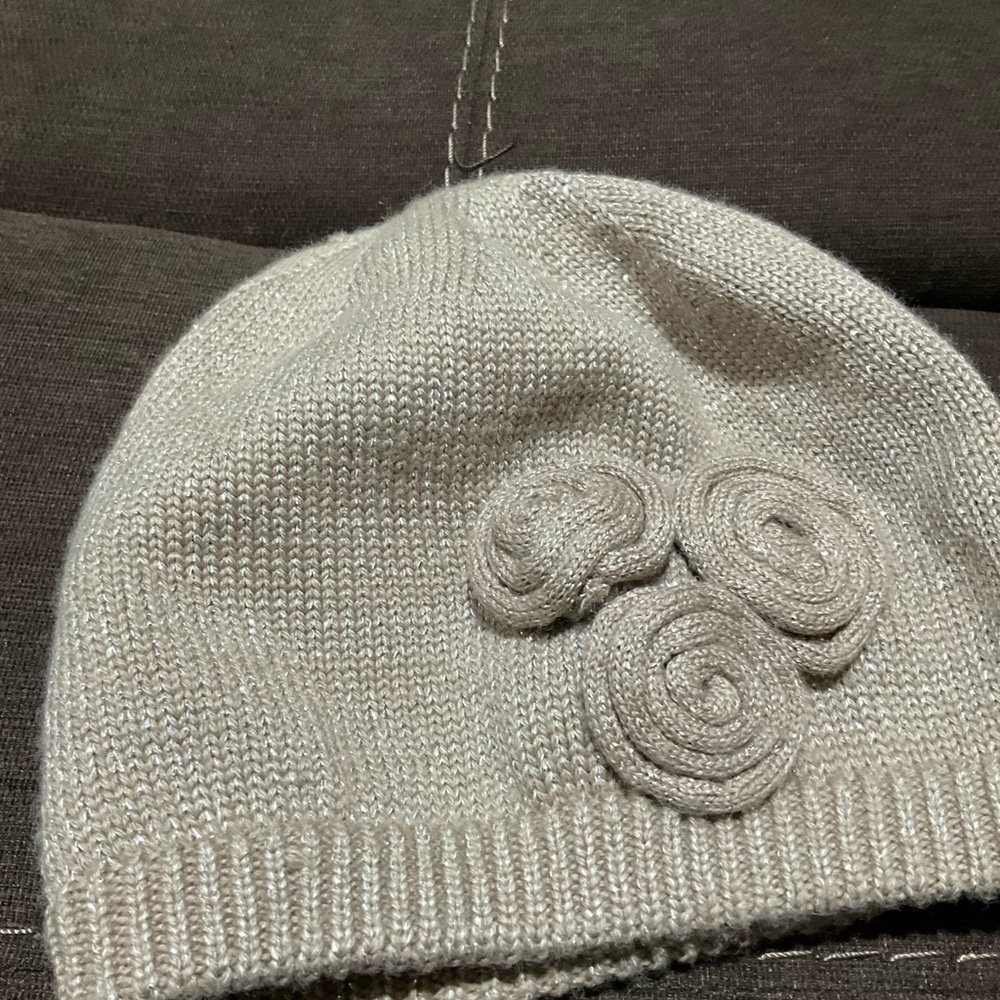 Talbots beanie hat dark tan, lots of silver sparkling (pic doesn’t show it) - Picture 2 of 5